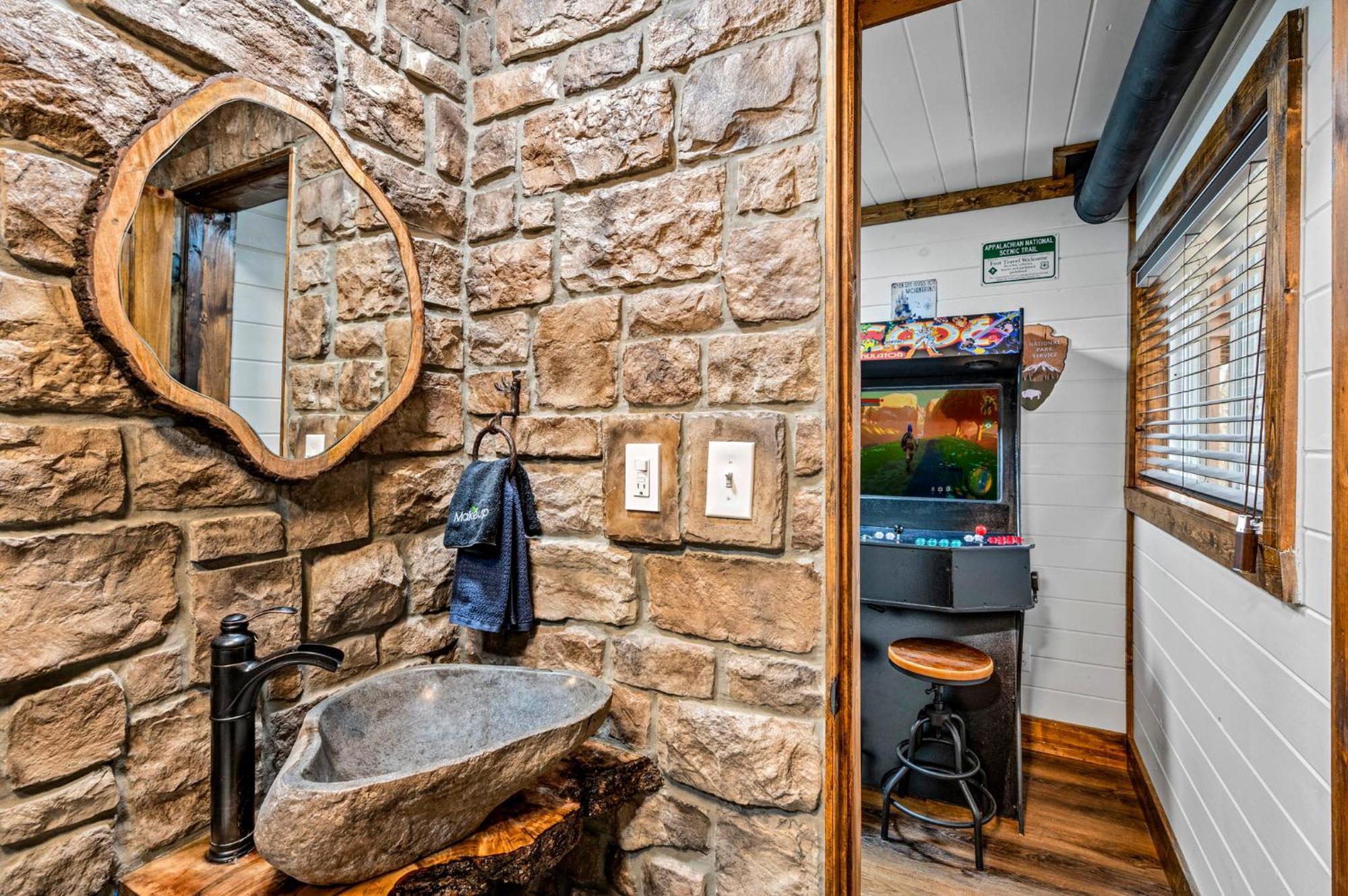 1Mile Downtown, Handicap Ramp, Hot Tub, Game Room Gatlinburg Extérieur photo